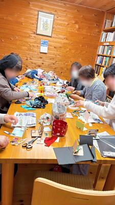 ワークショップ　創作中